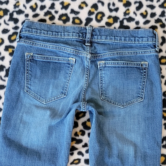 Old Navy Diva Jeans Low Rise Slim Straight Skinny Medium Wash 4 - Picture 6 of 8